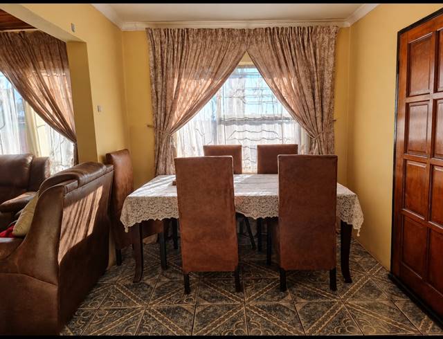 3 BEDROOM HOUSE FOR SALE IN EVATON CENTRAL